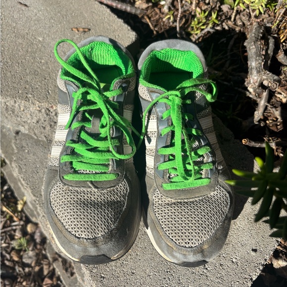 Adidas - Picture 5 of 8